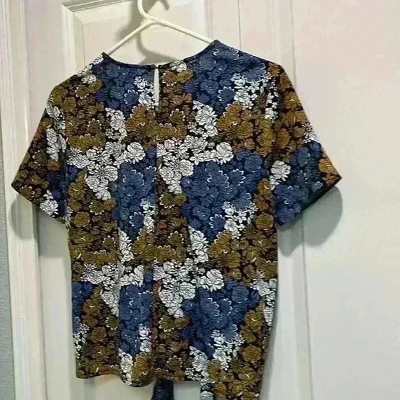 Ann Taylor top - Picture 3 of 3